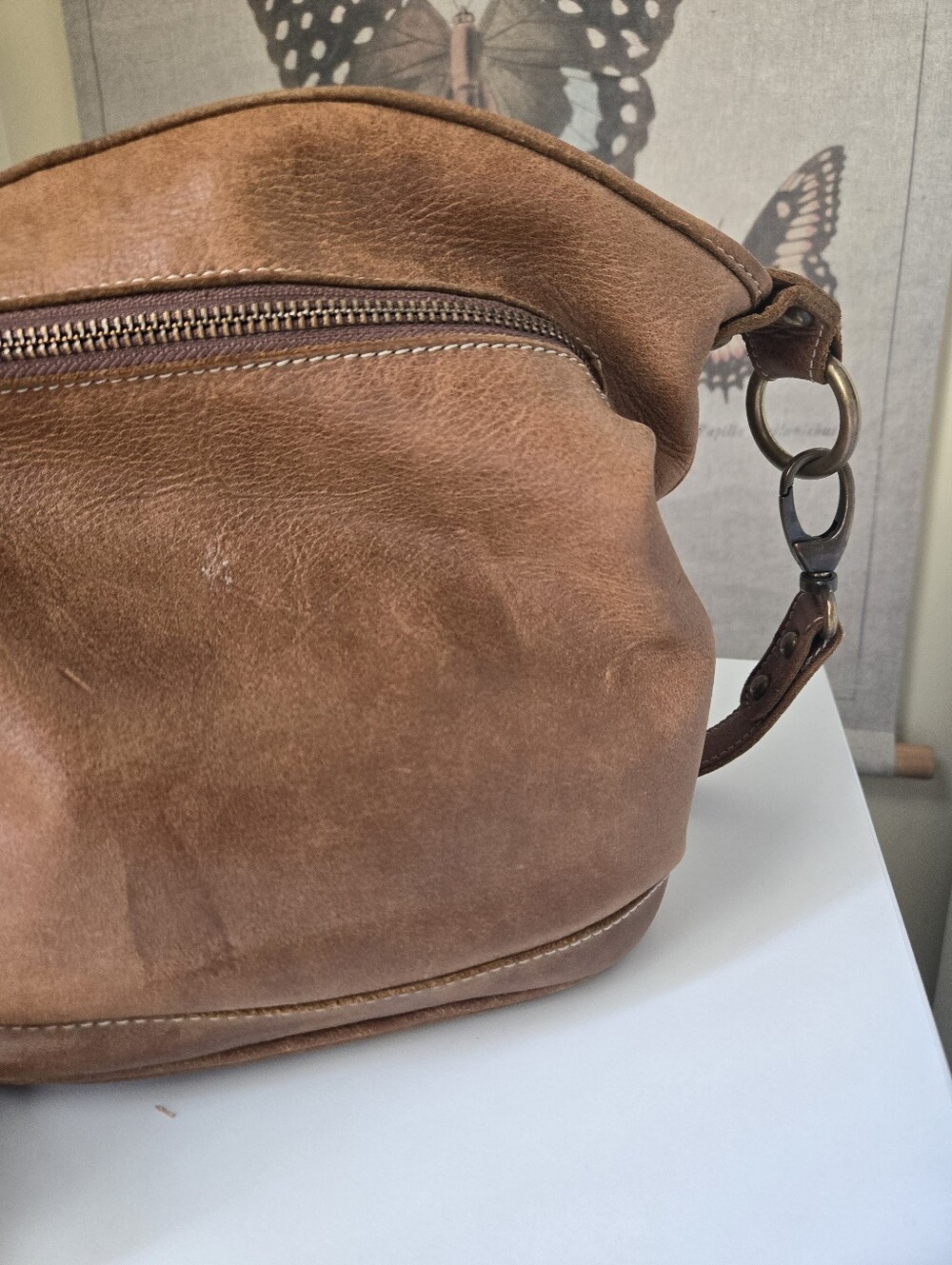 Vintage Roots Leather Bag - Picture 7 of 14